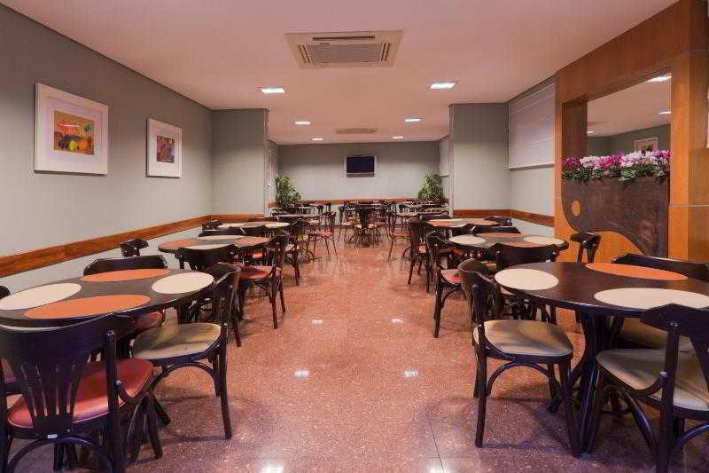 Holiday Inn Express Avenida Sumare Sao Paulo Restaurant photo