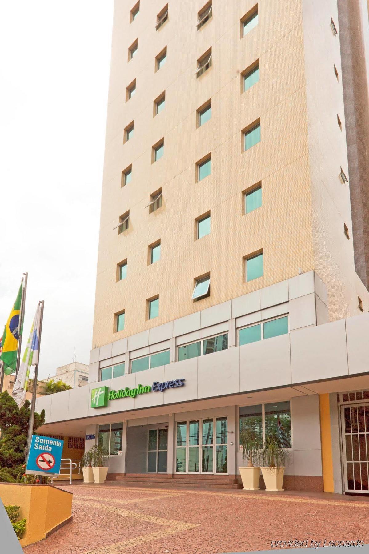 Holiday Inn Express Avenida Sumare Sao Paulo Exterior photo